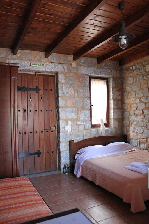 Lalloudes Seaside Accommodation Exo Nimfion Ruang foto