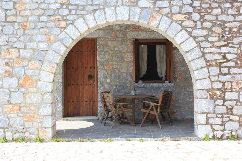 Lalloudes Seaside Accommodation Exo Nimfion Ruang foto