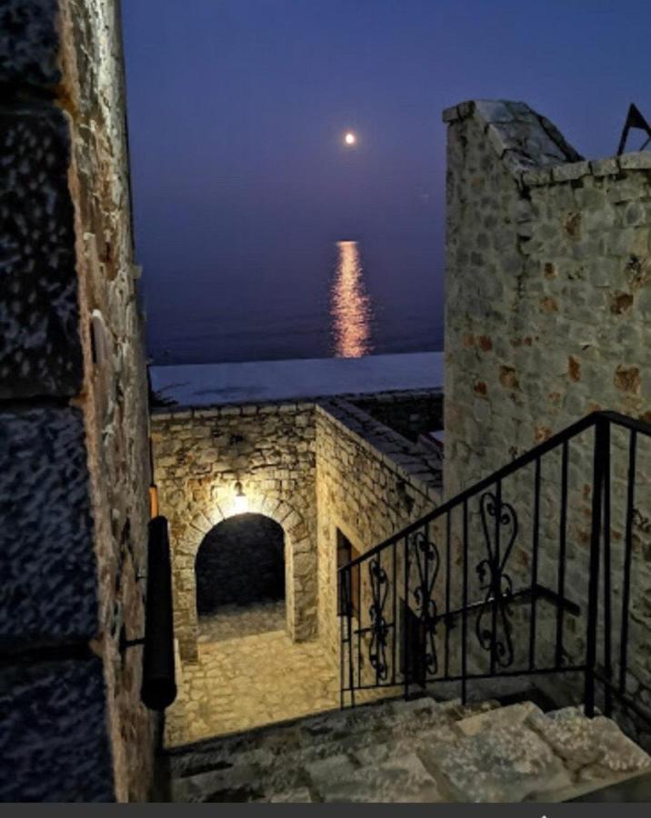 Lalloudes Seaside Accommodation Exo Nimfion Bagian luar foto