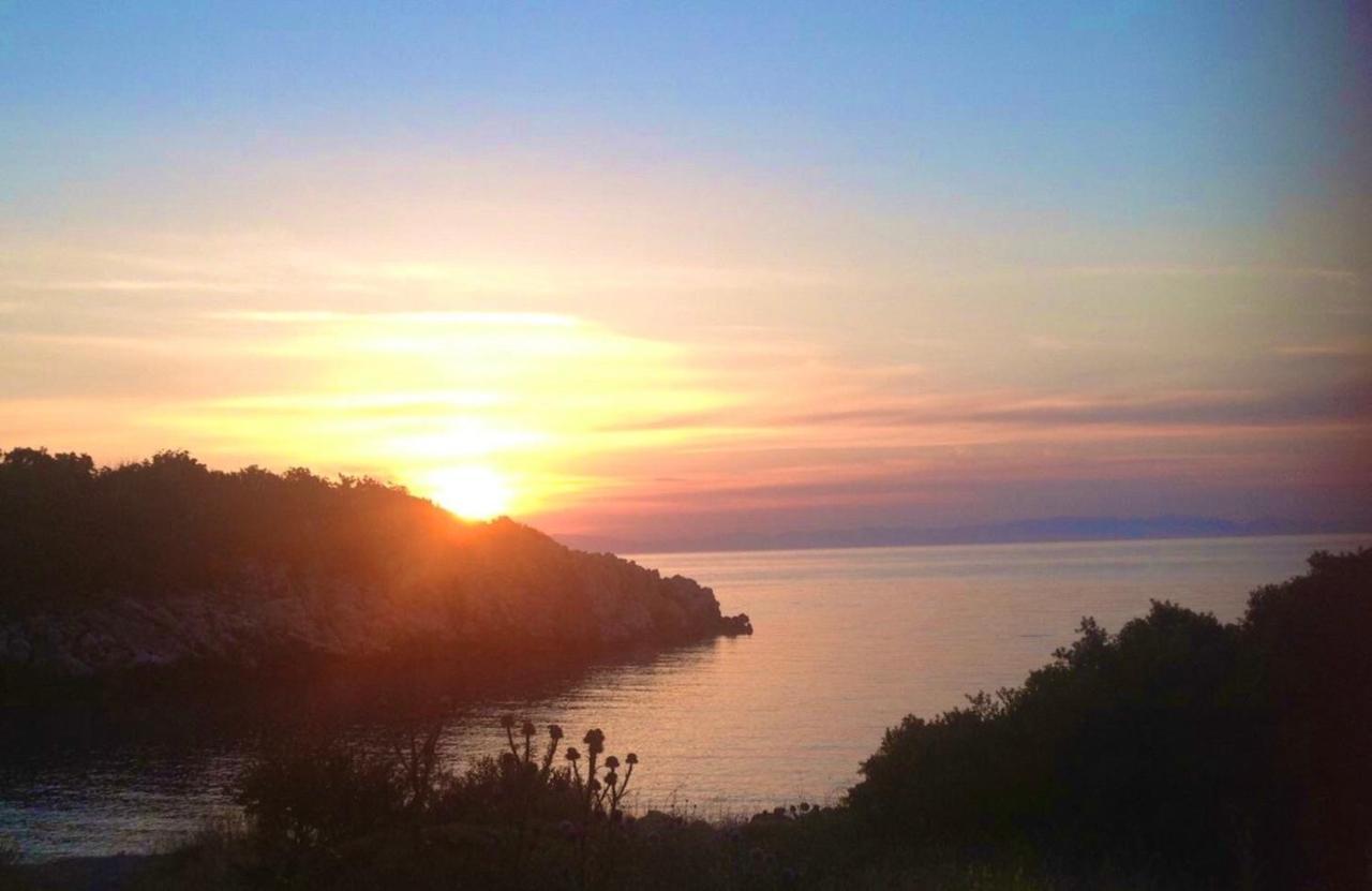 Lalloudes Seaside Accommodation Exo Nimfion Bagian luar foto
